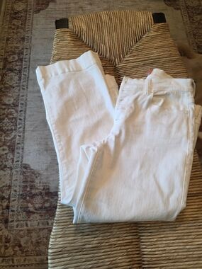 CAbi White Ankle Crop Jeans